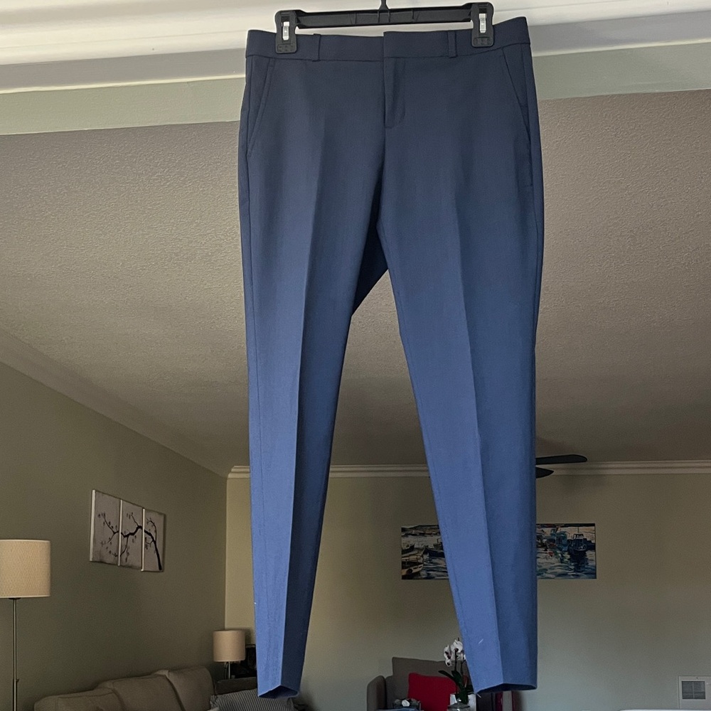NWT Banana Republic Women’s Ryan Navy Dress Pants size 2P Italian wool